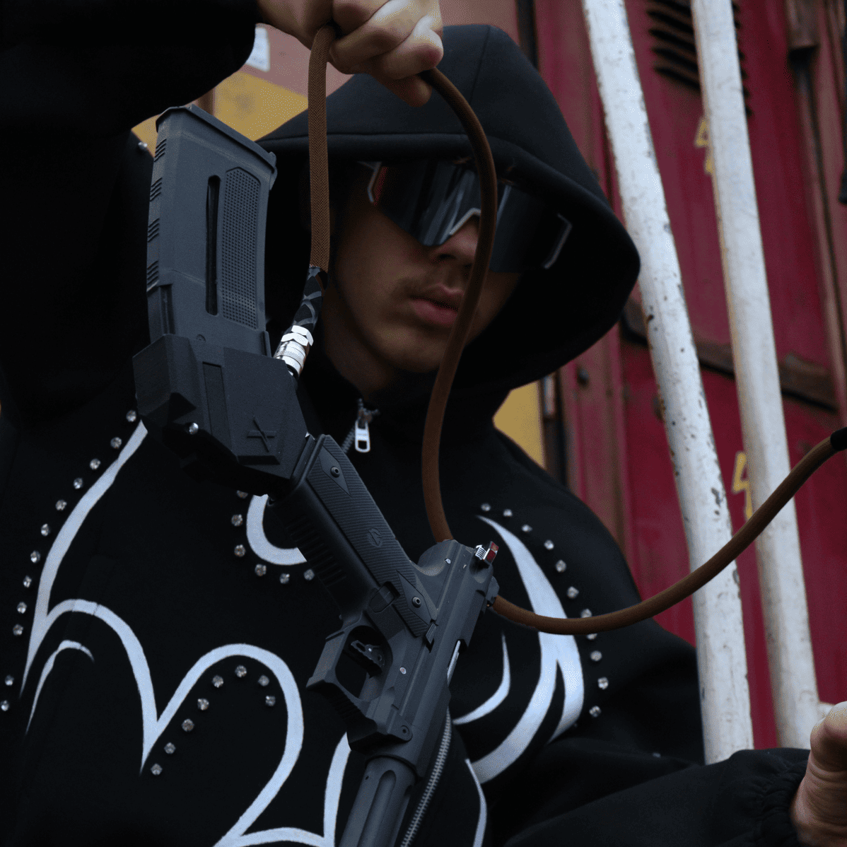 Prémiová hnědá hadice X³